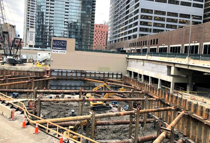 Chicago downtown multifamily construction