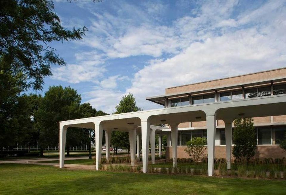 Bradley Business Center, Chicago, IL