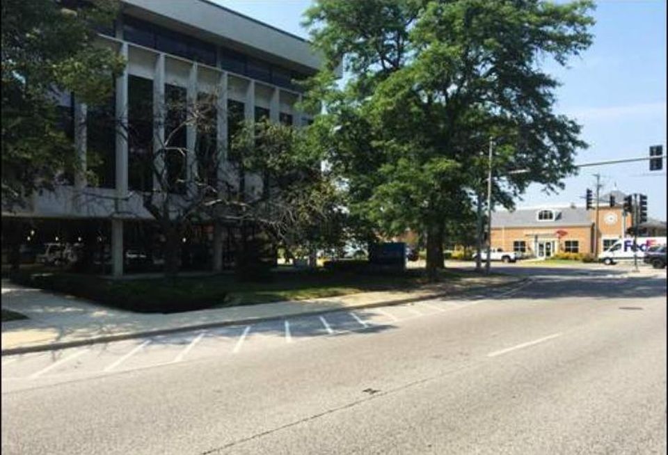 An office building in Glenview, IL