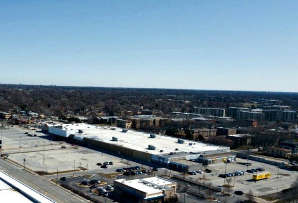 Chicago suburban retail real estate
