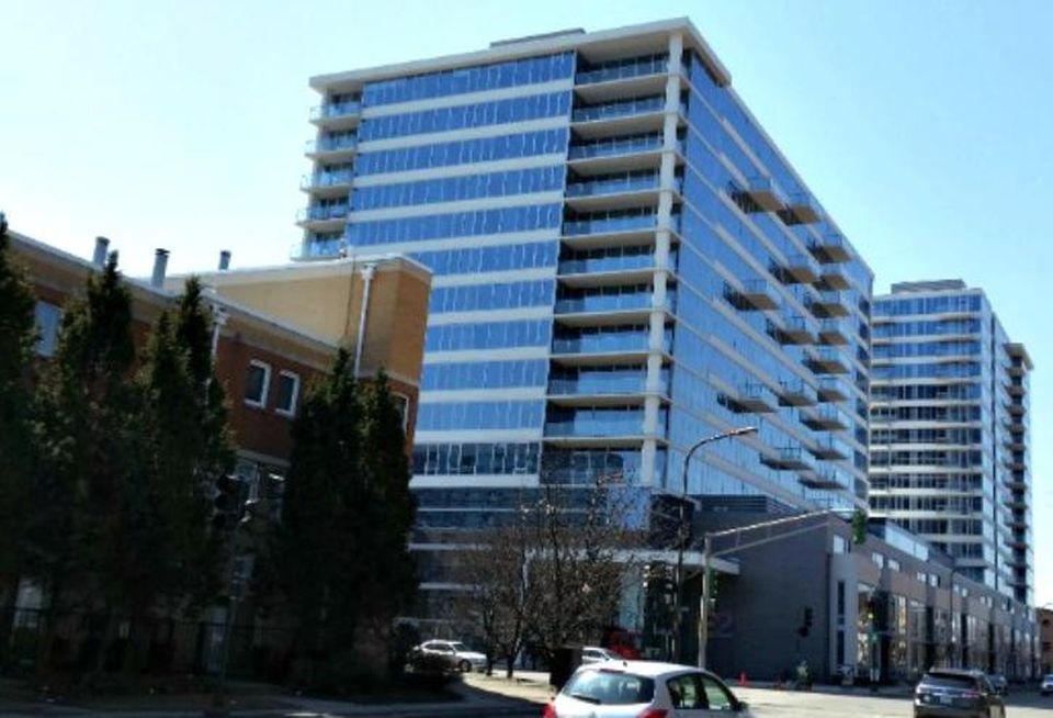 Fifield Cos E2 apartments in Evanston, IL