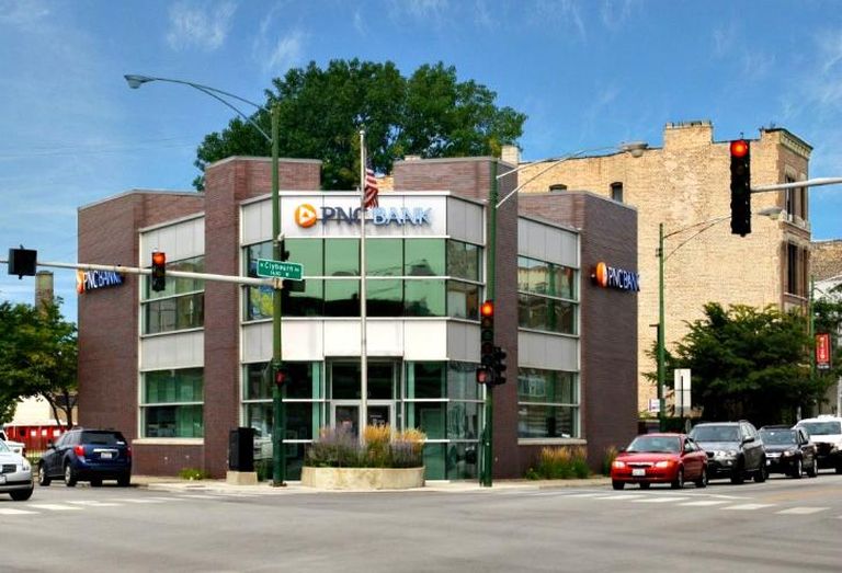 A PNC Bank at 1640 West Fullerton in Chicago