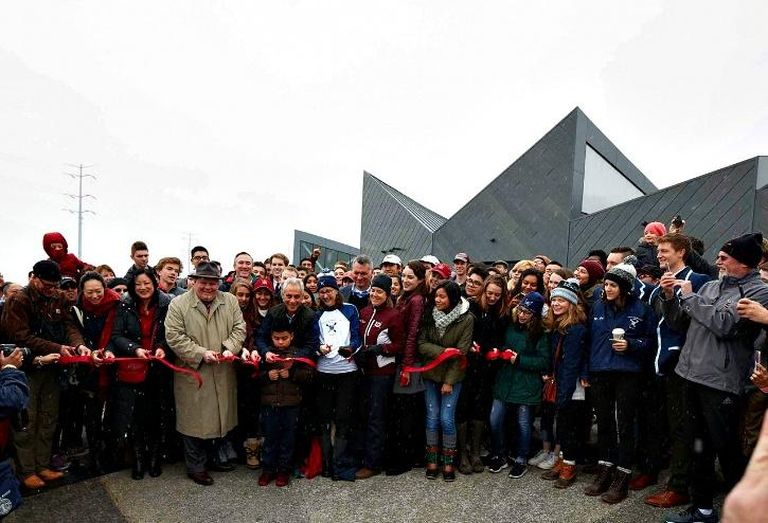 The ribbon cutting ceremony for the boathouses at Park 571, Chicago