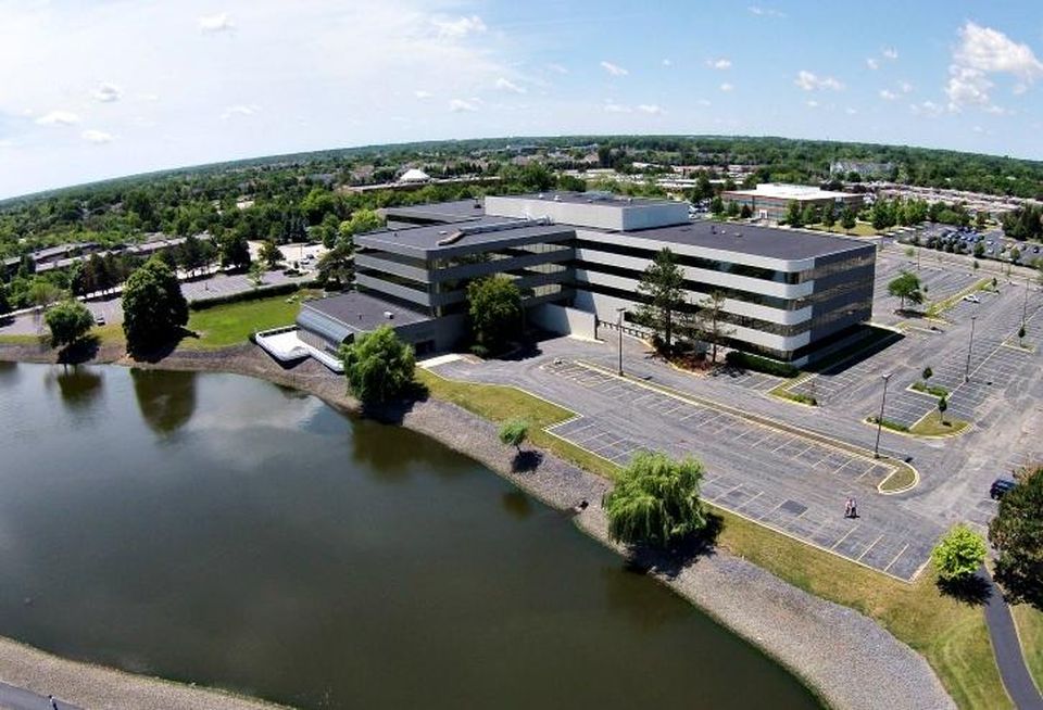 1000 East Woodfield Road, Schaumburg, IL