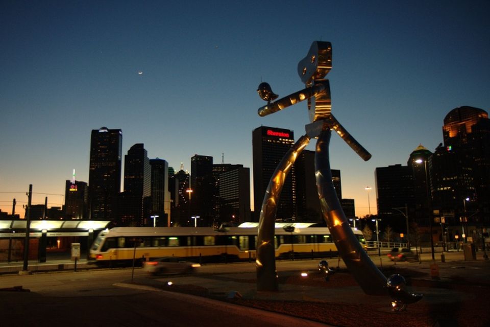 Traveling Man Deep Ellum