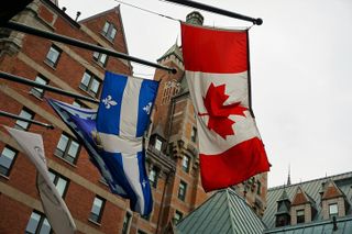 canada quebec flags