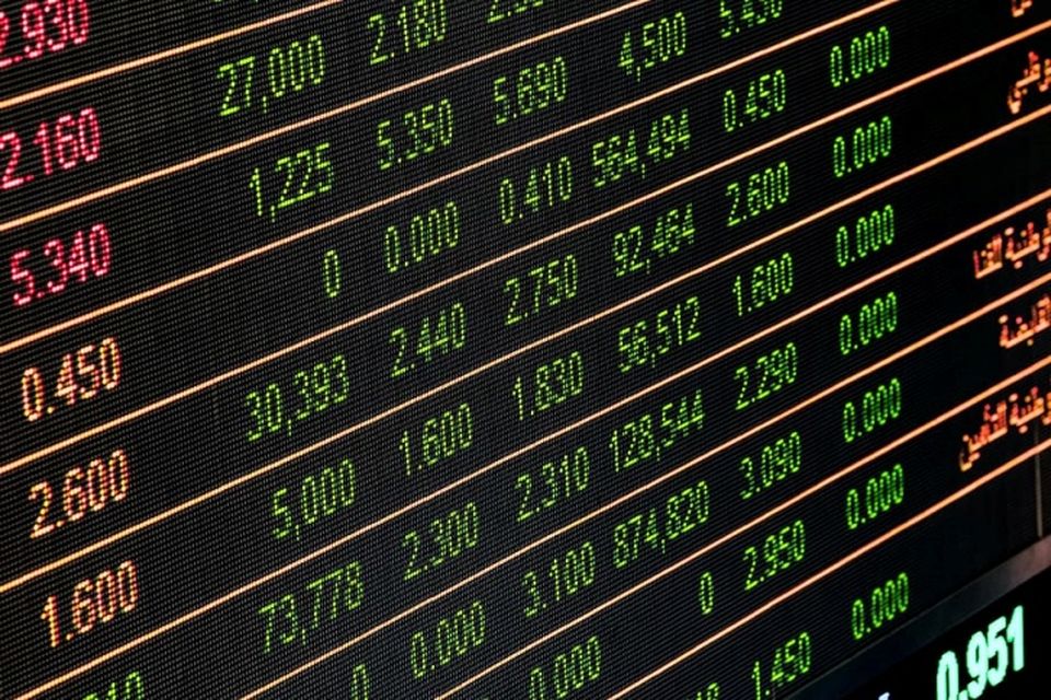 Business, numbers, money, people