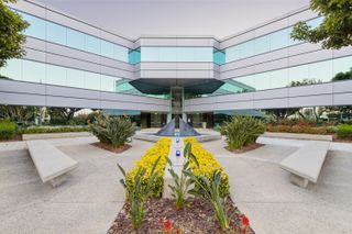 Carlsbad Airport Plaza