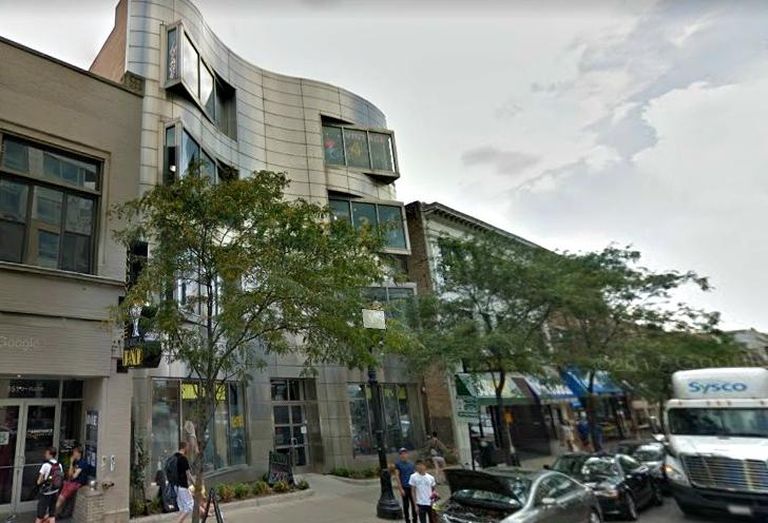 855 West Belmont, Chicago
