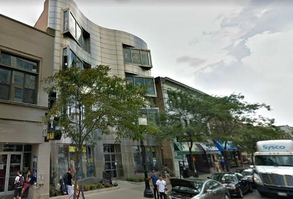 855 West Belmont, Chicago