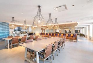 601W Cos. Unveils Amenity Floor in Remade Aon Center