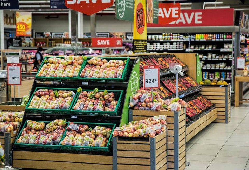 online groceries, grocery store, produce, fruit, retail, groceries, click and collect