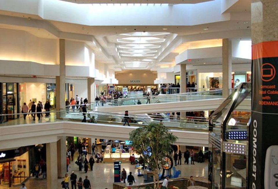 Woodfield Mall, Schaumburg, Illinois