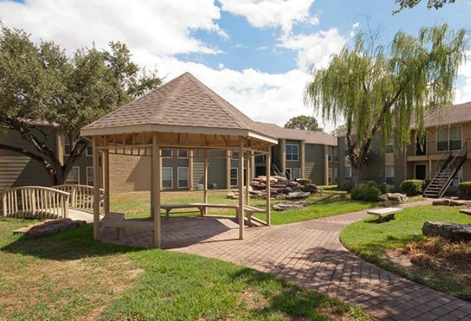 Bridgewater Apartments