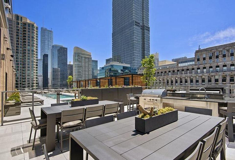 HUBBARD221_RoofDeckandPool 