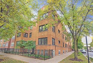 Middle-Market Multifamily Floating Above Economic Troubles, And Investors Want In