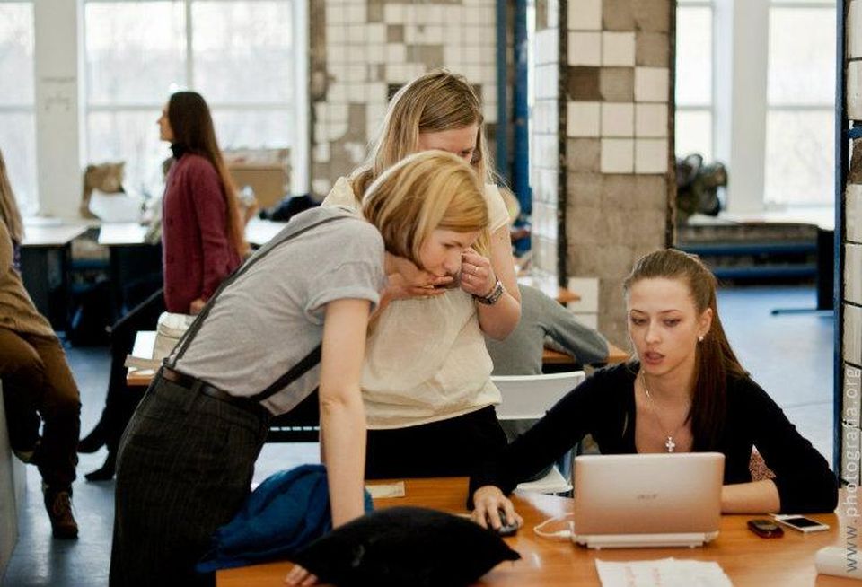 Coworking space, open office, open-plan office, coworking