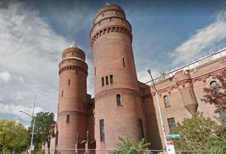 Bronx Ice Skating Complex Close To Landing Construction Loan  