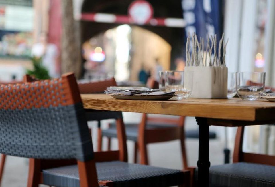 Restaurant, retail, shopping, eating