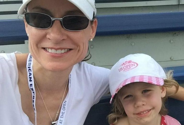 B+E Net Lease founder Camille Renshaw and daughter