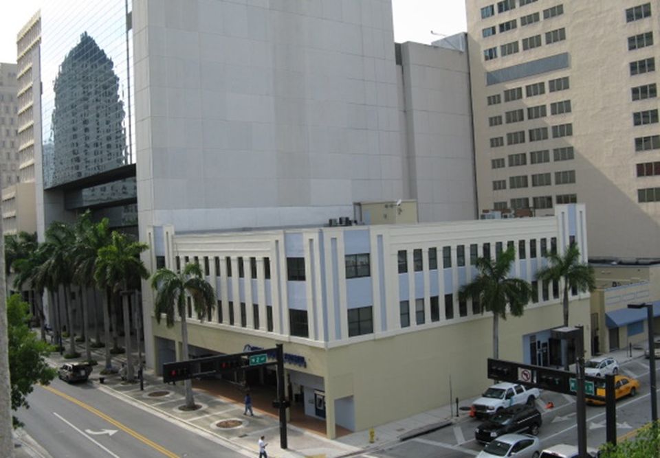 172 W Flagler St 