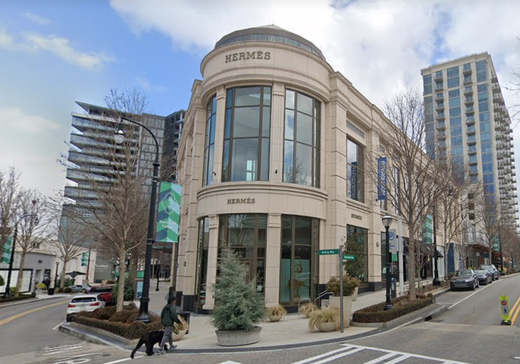 Hermés Heads To Phipps Plaza