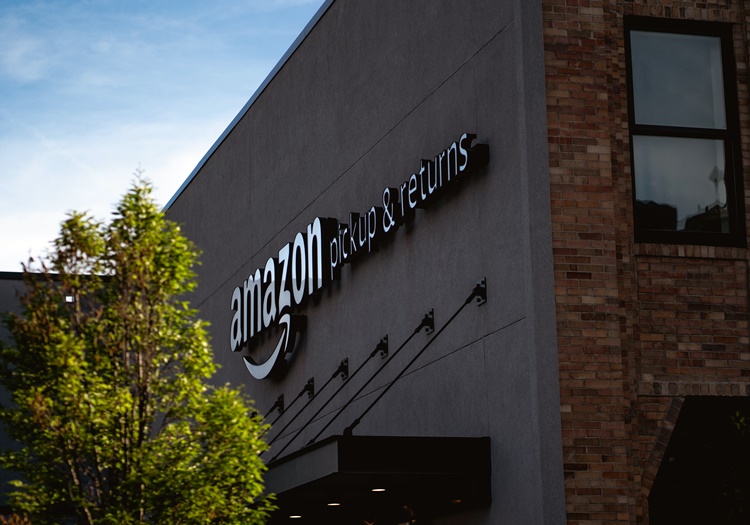 One Of The Many Amazon Distribution Centers That Have Popped Up In Major Cities Across The U.s.