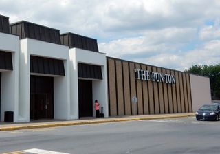 Real Estate Executive Plans Relaunch Of Defunct Department Store Brands