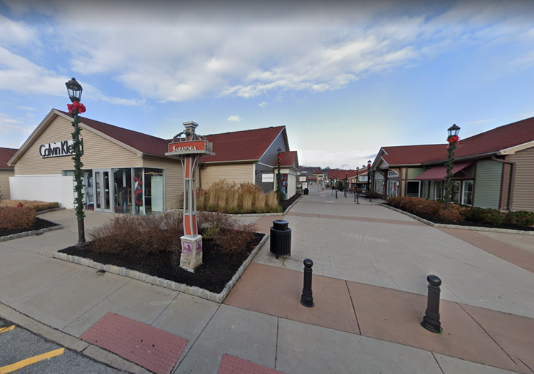 Simon Launching New Development At 4 U.S. Outlet Centers