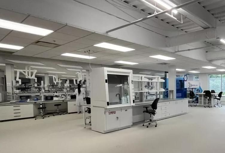 life sciences lab space