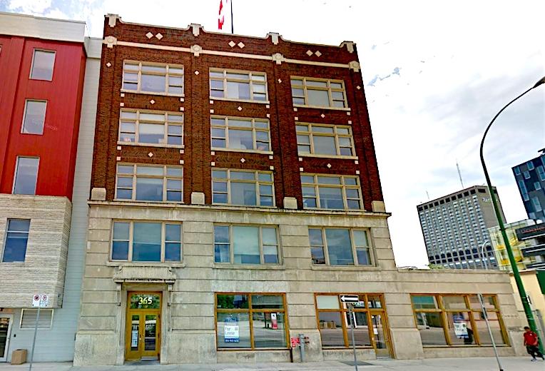 365 Hargrave St in Winnipeg