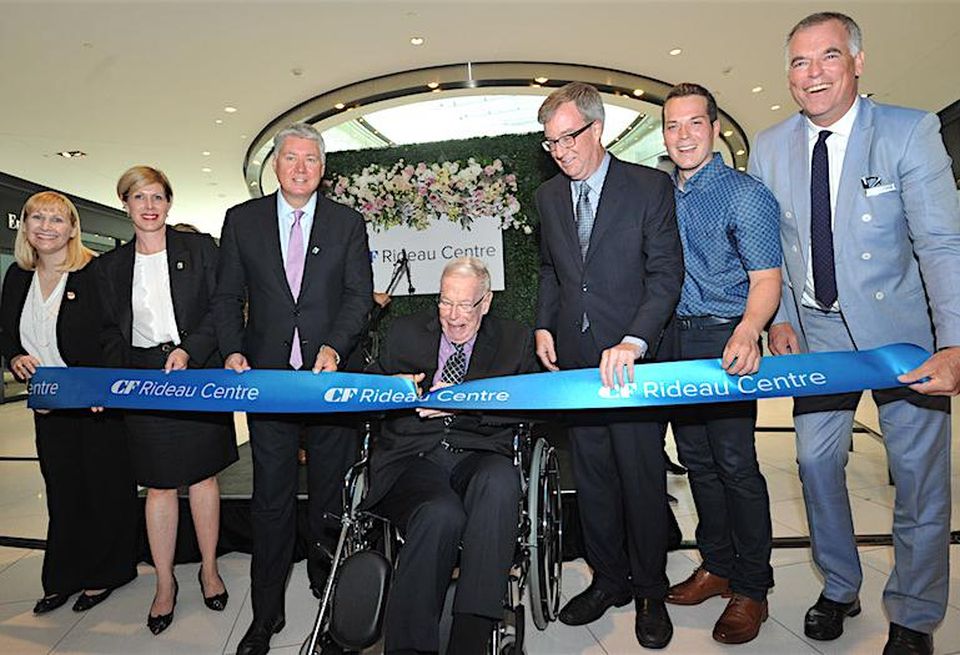 Ribbon cutting on the redevelopment of CF Rideau Centre