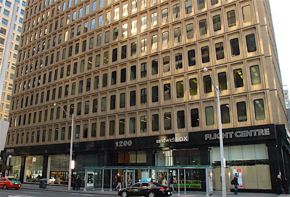 1200 Bay St in Toronto