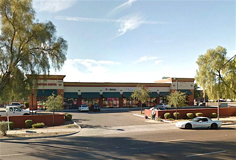 Glendale Crossing shopping centre in Glendale, Arizona.