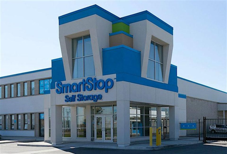 A SmartStop Self Storage location at 3136 Mavis Road in Mississauga.