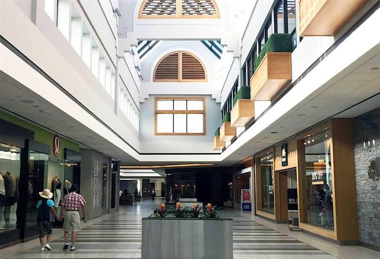 CF Promenade Shopping Centre