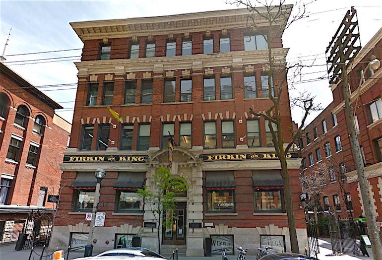 461 King St W in Toronto