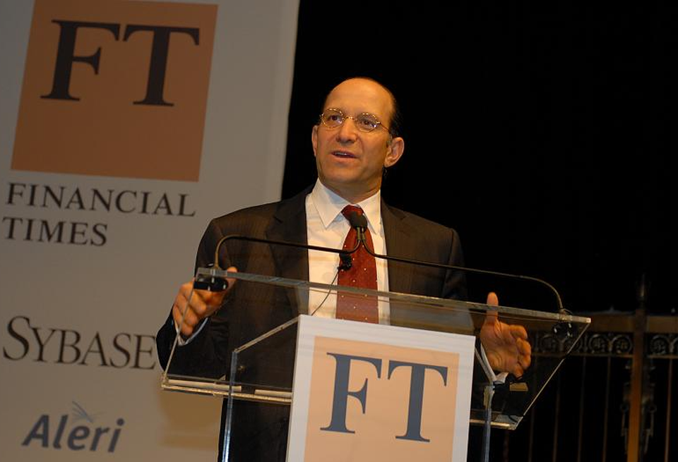 Lutnick speaking at a conference in 2007.