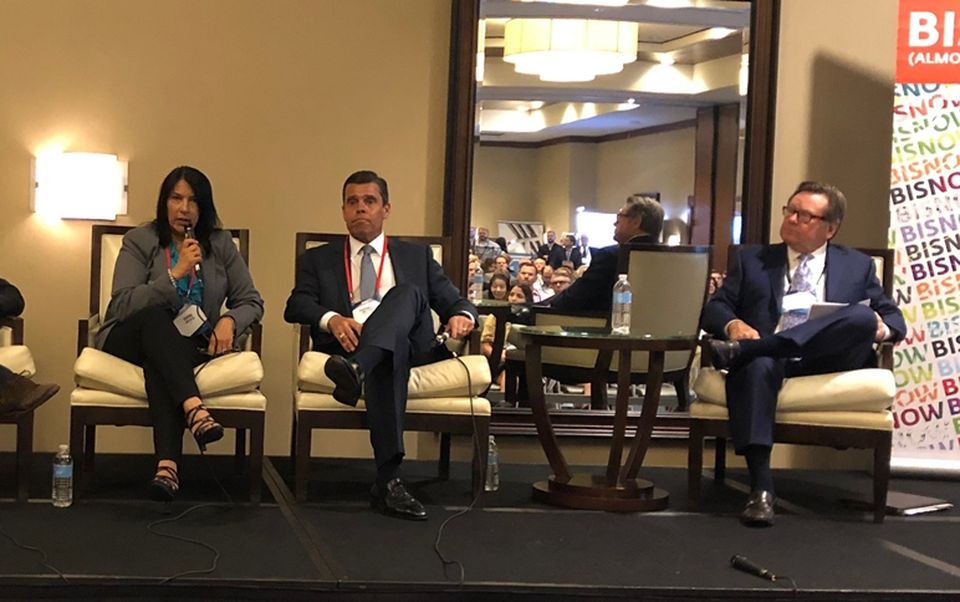 JLL Senior Vice President Simmi Jaggi, Avison Young Principal, Capital Markets Group Darrell Betts and AmTrust Title Insurance Co. Managing Director/Counsel-Texas Operations Randy Elkins, who moderated.