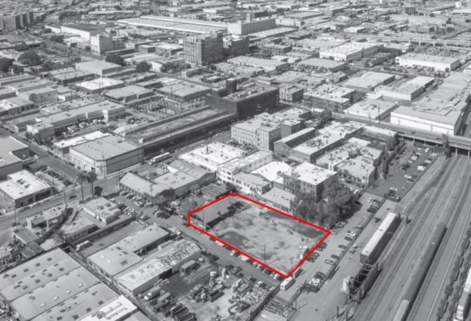 2143 Violet Aerial, LA