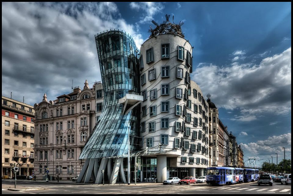 Dancing House