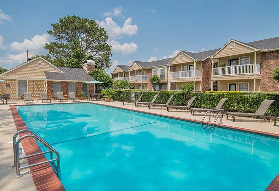 Marymont Apartments