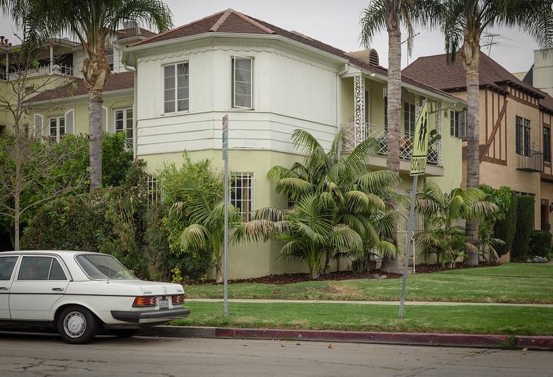 Los Angeles apartment buildings