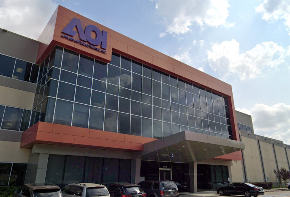 Exterior of AOI building in Sugar Land, Texas