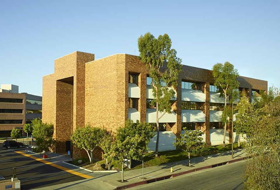 Cotton Medical Center in Pasadena