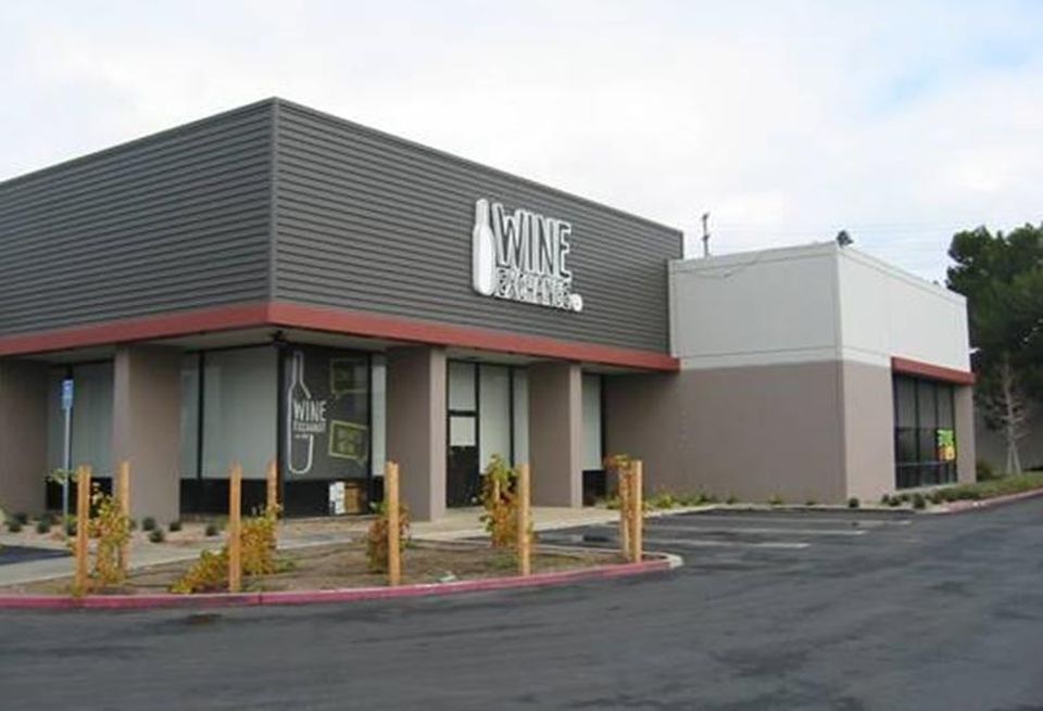 MCA Realty Sells Final Building in Brookhollow Freeway Showroom Center