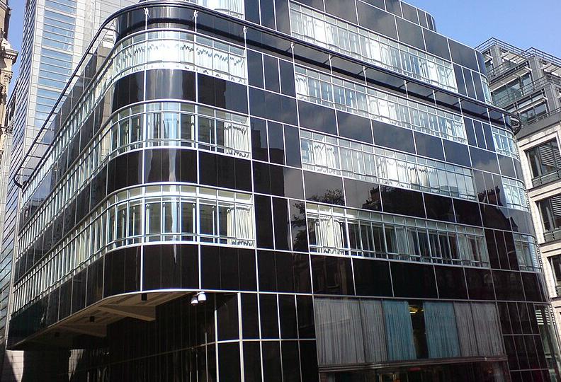 Hong Kong Investor Eyes £900M Double London Exit
