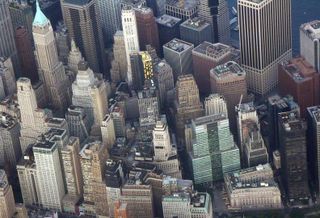 Manhattan Retail Rents Down 2.7%