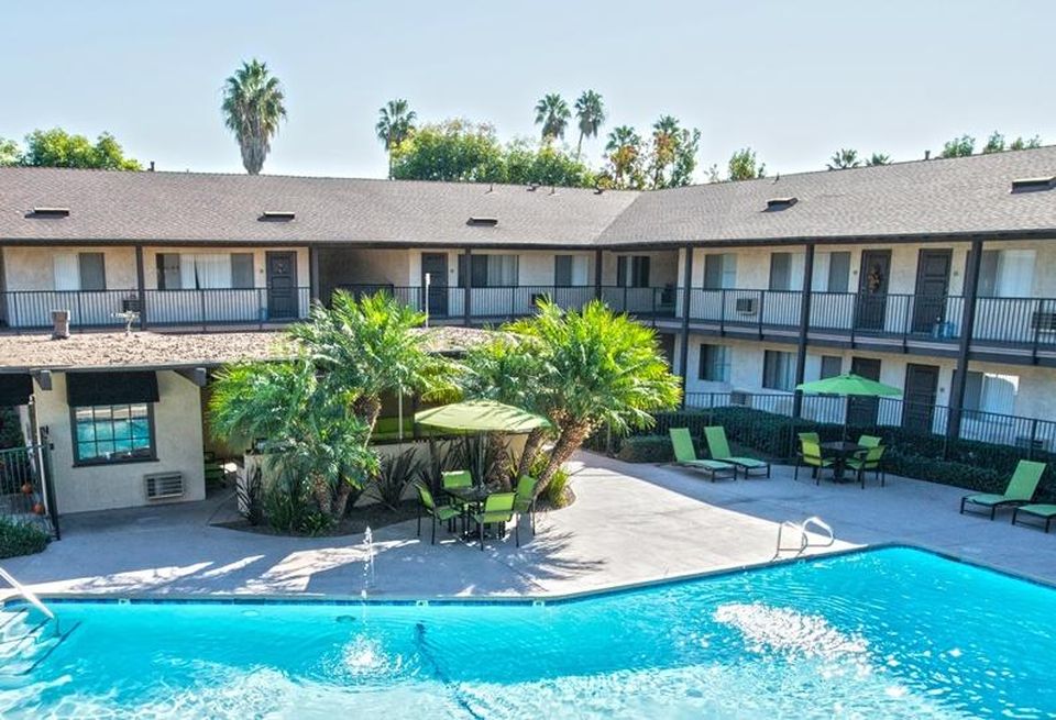 Tustin View Apartments