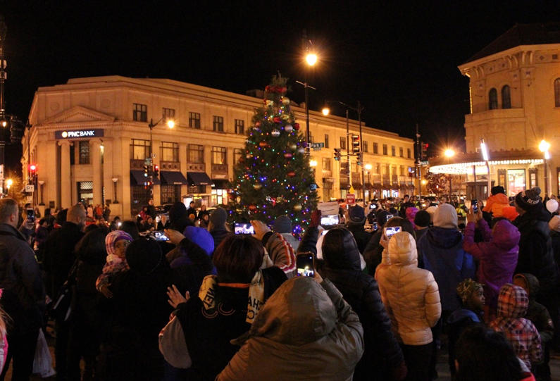 Columbia Heights Tree Lighting! 